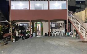 Suite 5 a 3 quadras da praia